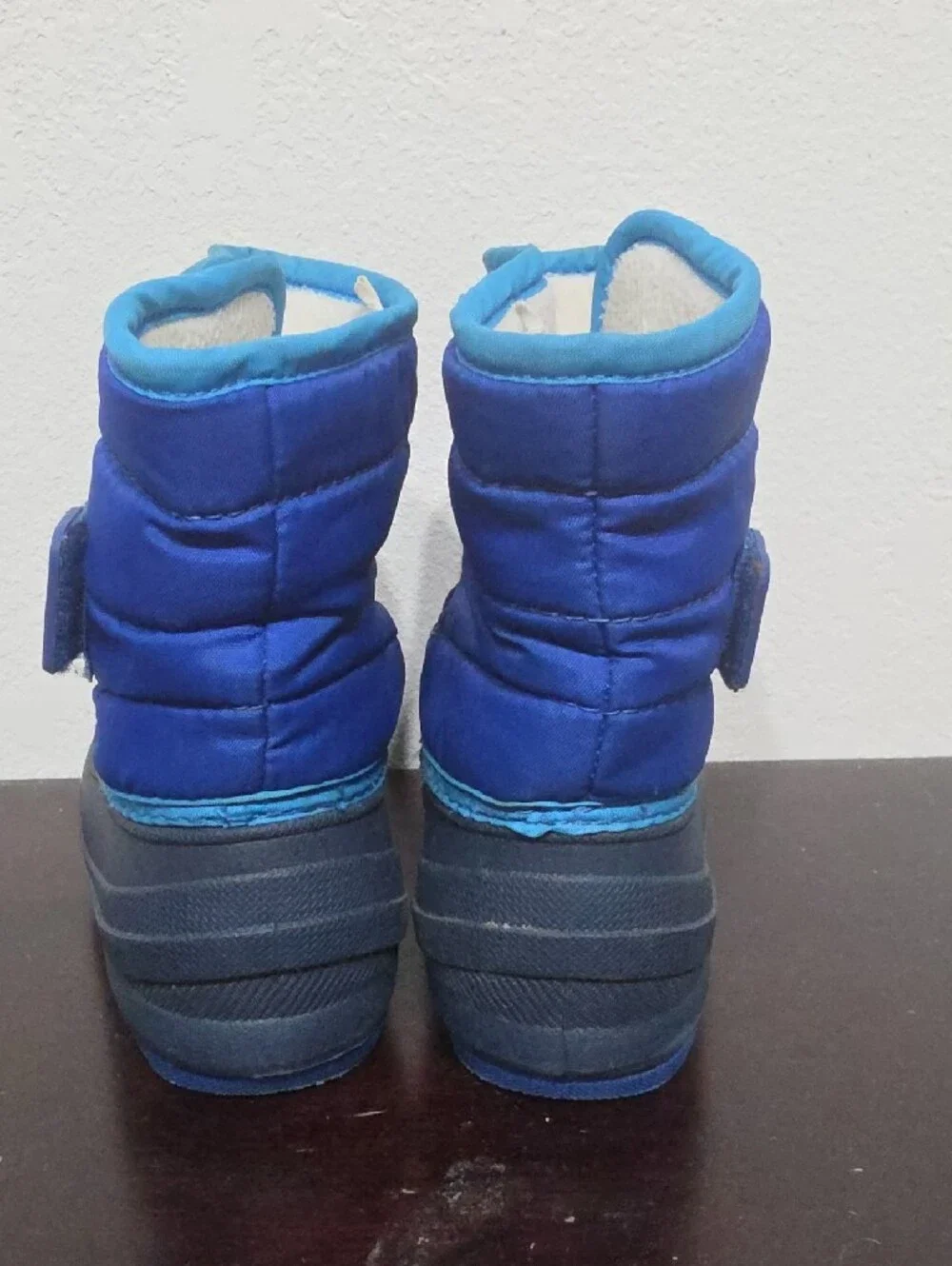 Cat & Jack Blue & Teal Kids Snow Boots